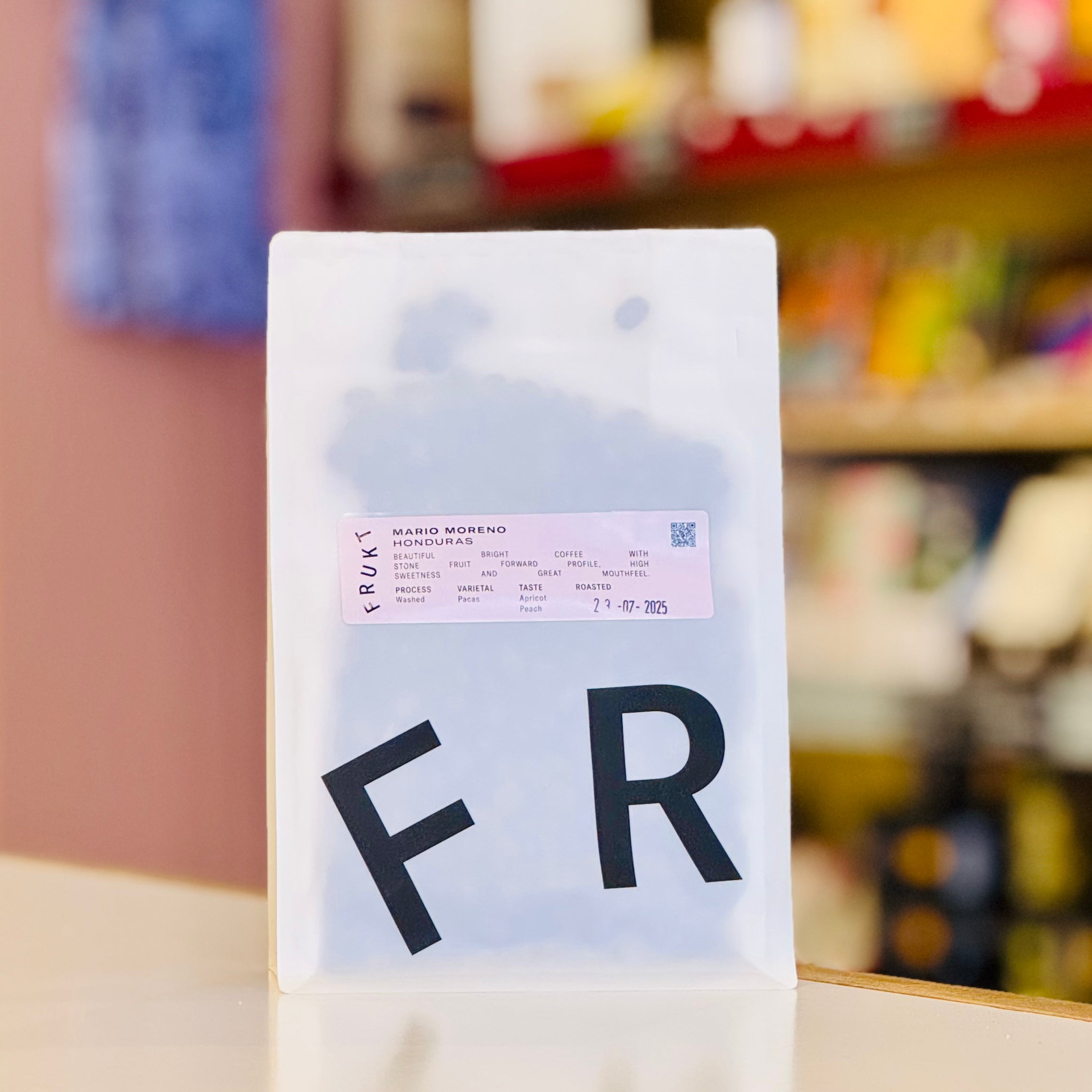 Product packaging with 'FR' on a blurred background