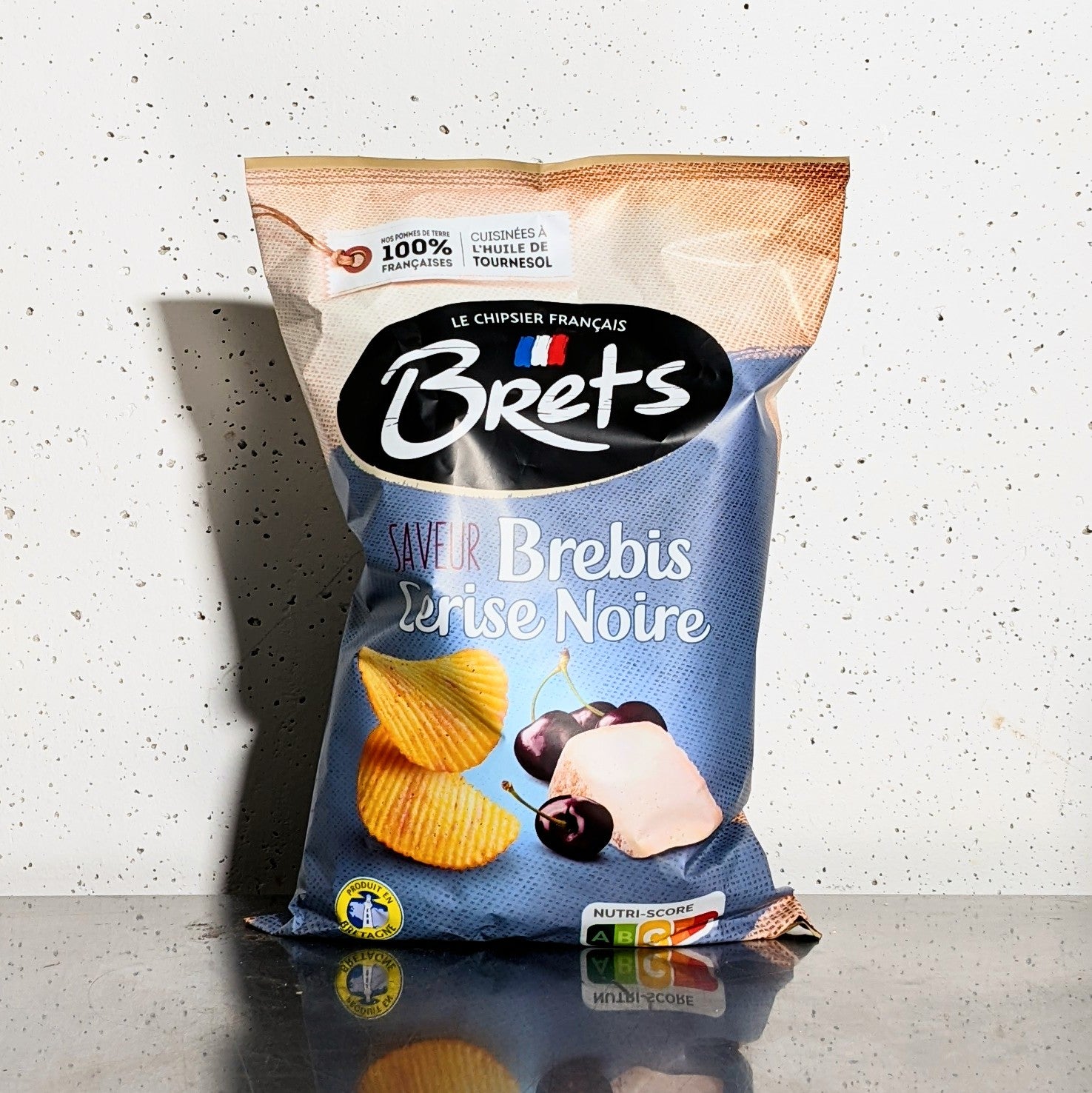 Brets Potato Chips Fresh cheese and fine herbs 4.4oz/125g
